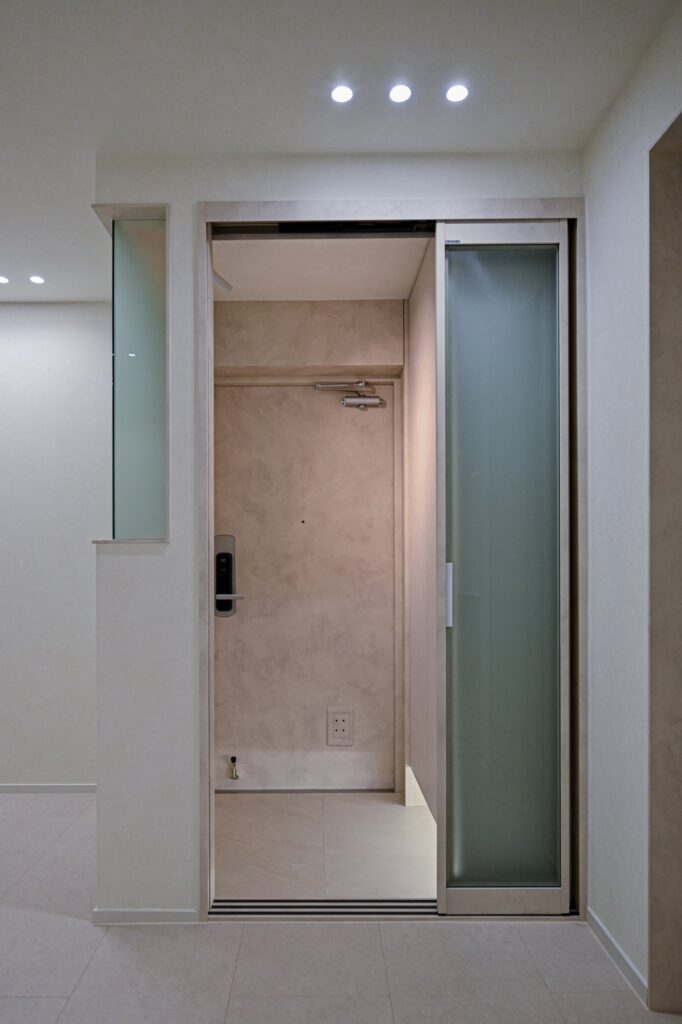 해운대 좌동 두산1차 22평 현관